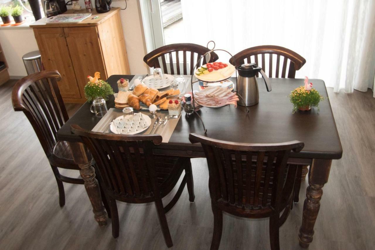 Bed En Breakfast Uitrust Lauwerzijl エクステリア 写真